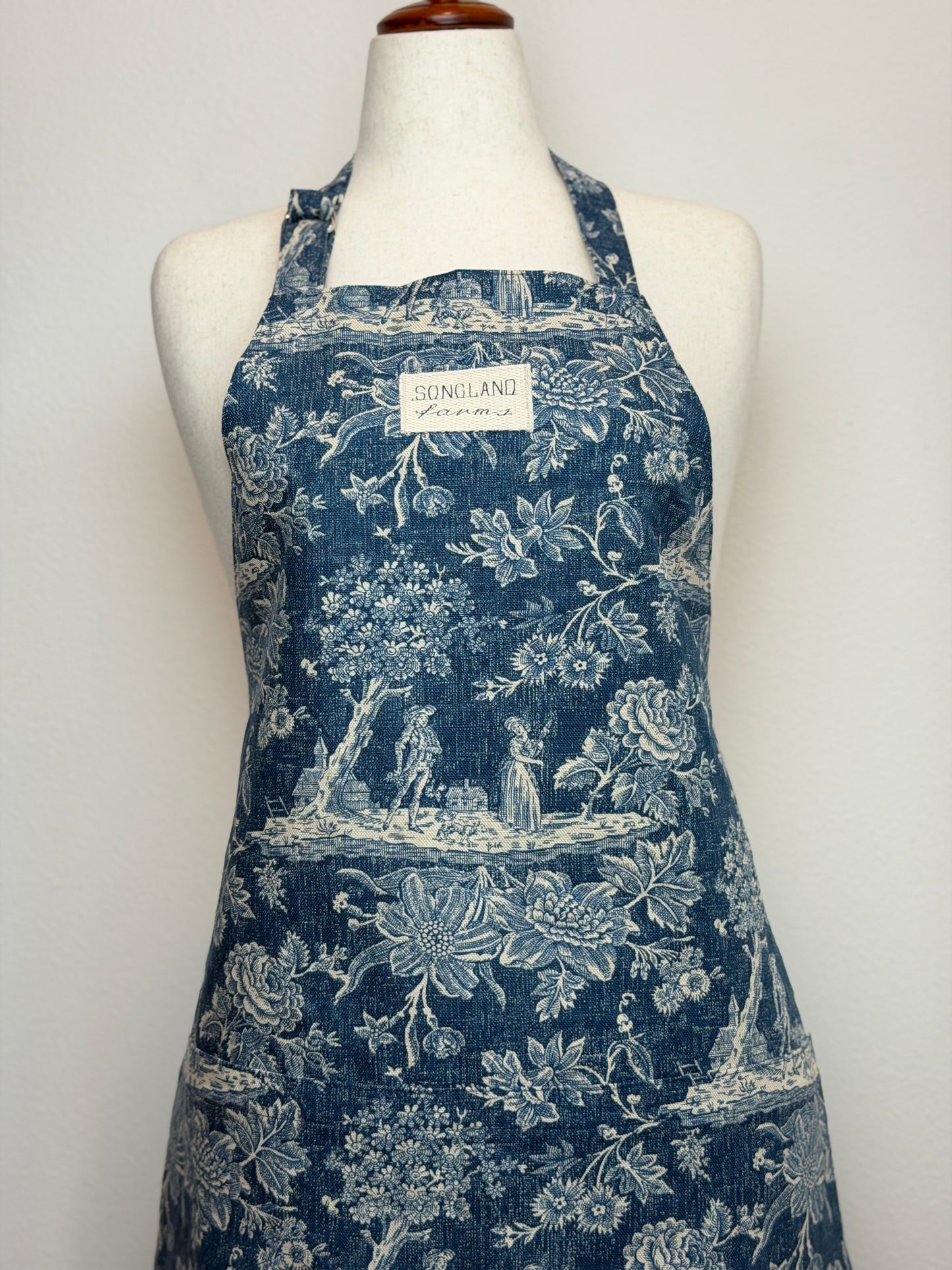 Colonial Toile