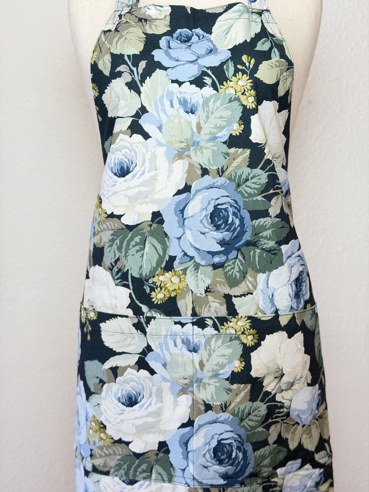Chelsea (Indigo) (Sanderson 2015)