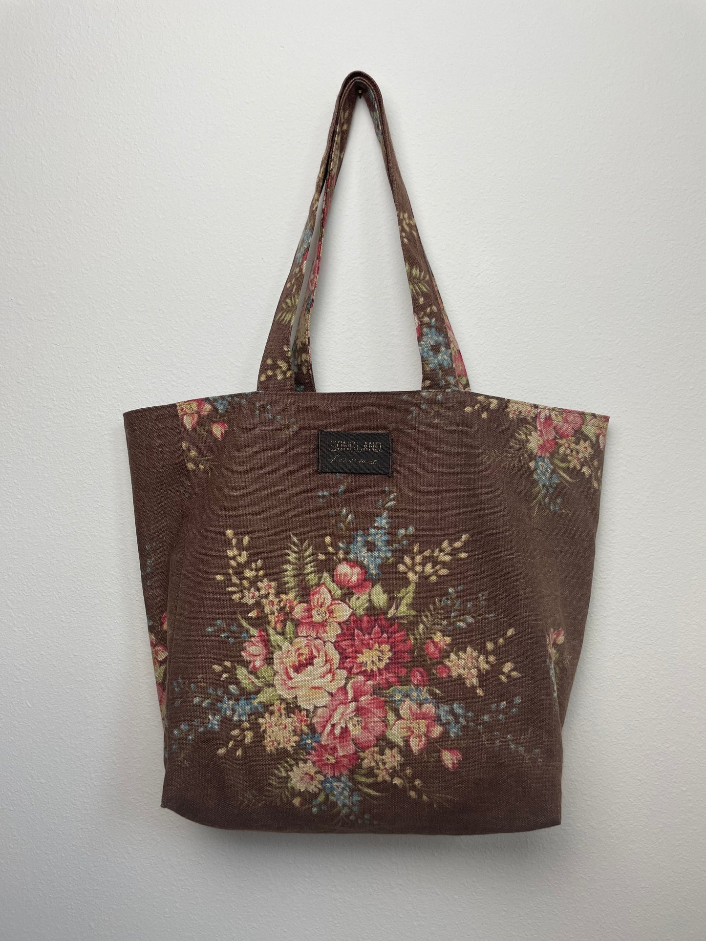 Cottage Bouquet (Ralph Lauren Linen)