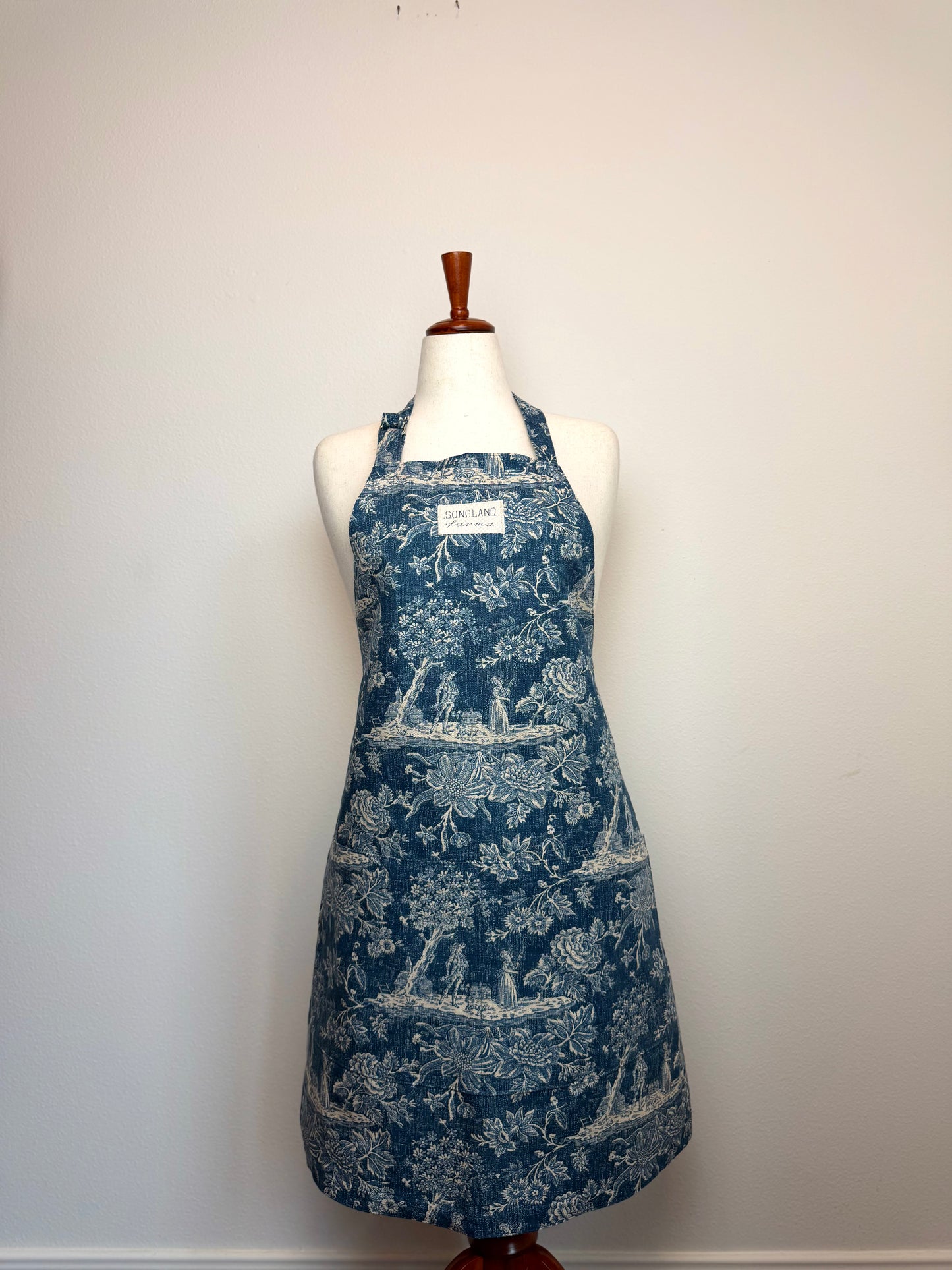 Colonial Toile