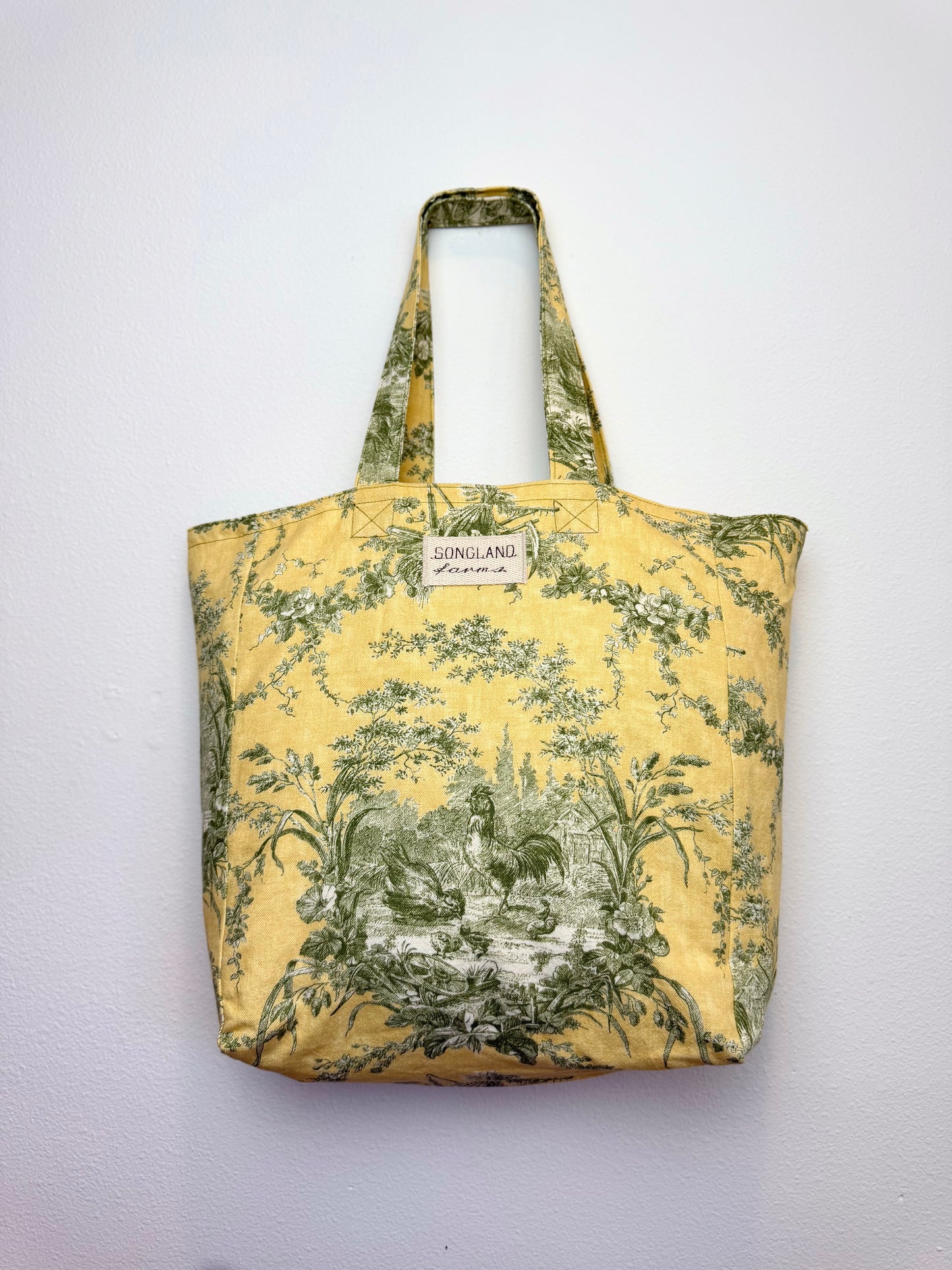 Le Petite Ferme (Yellow/Greene)