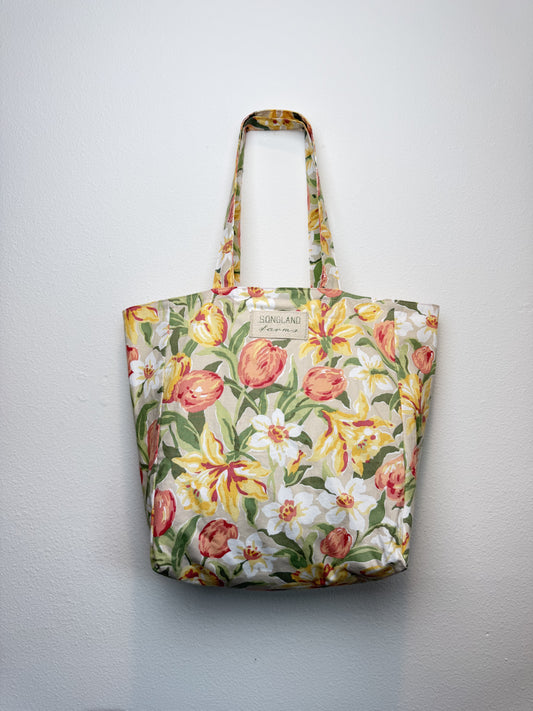 Tulips (Laura Ashley)