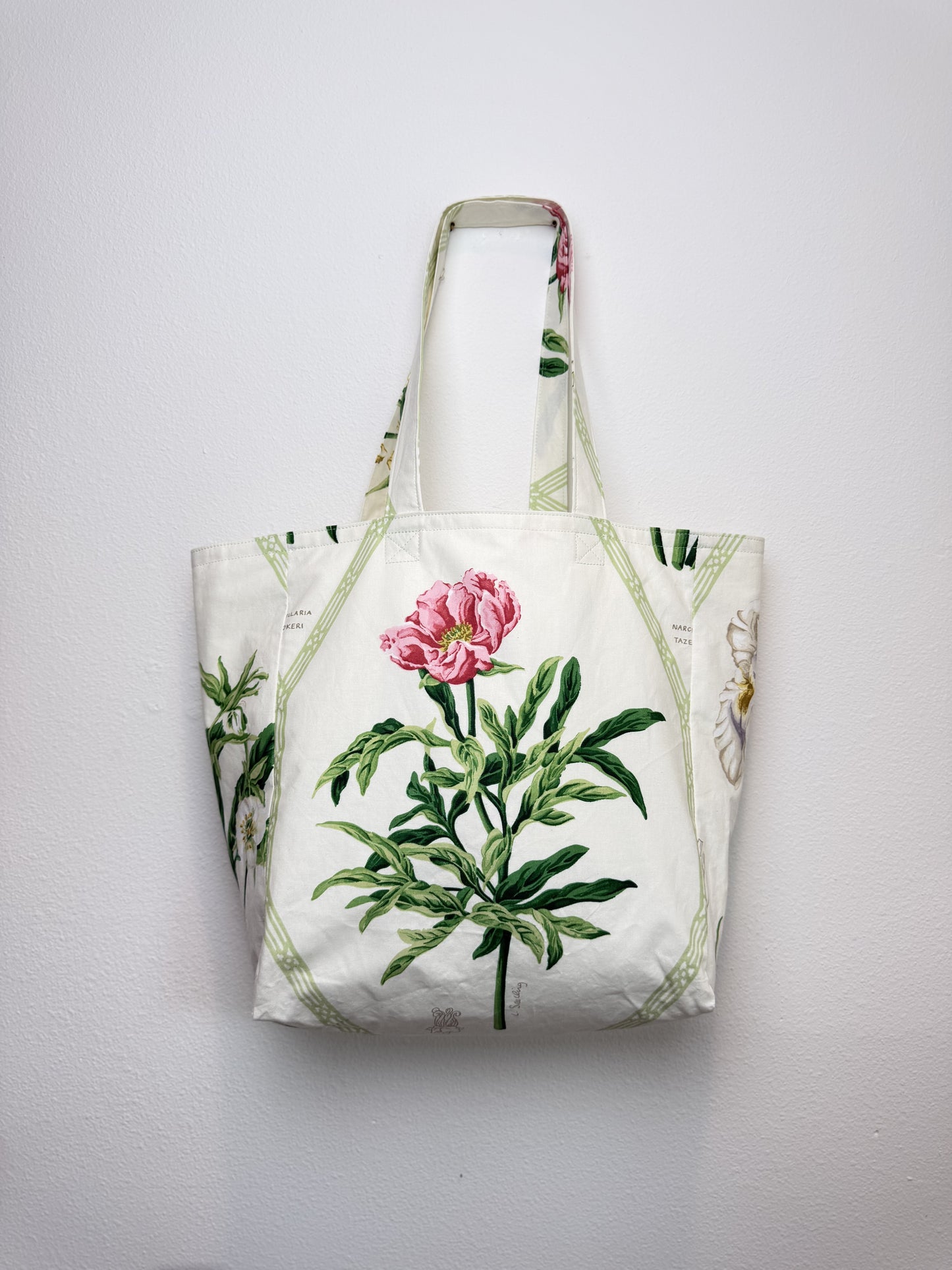 Ivydene Botanical (Schumacher Hand Print)